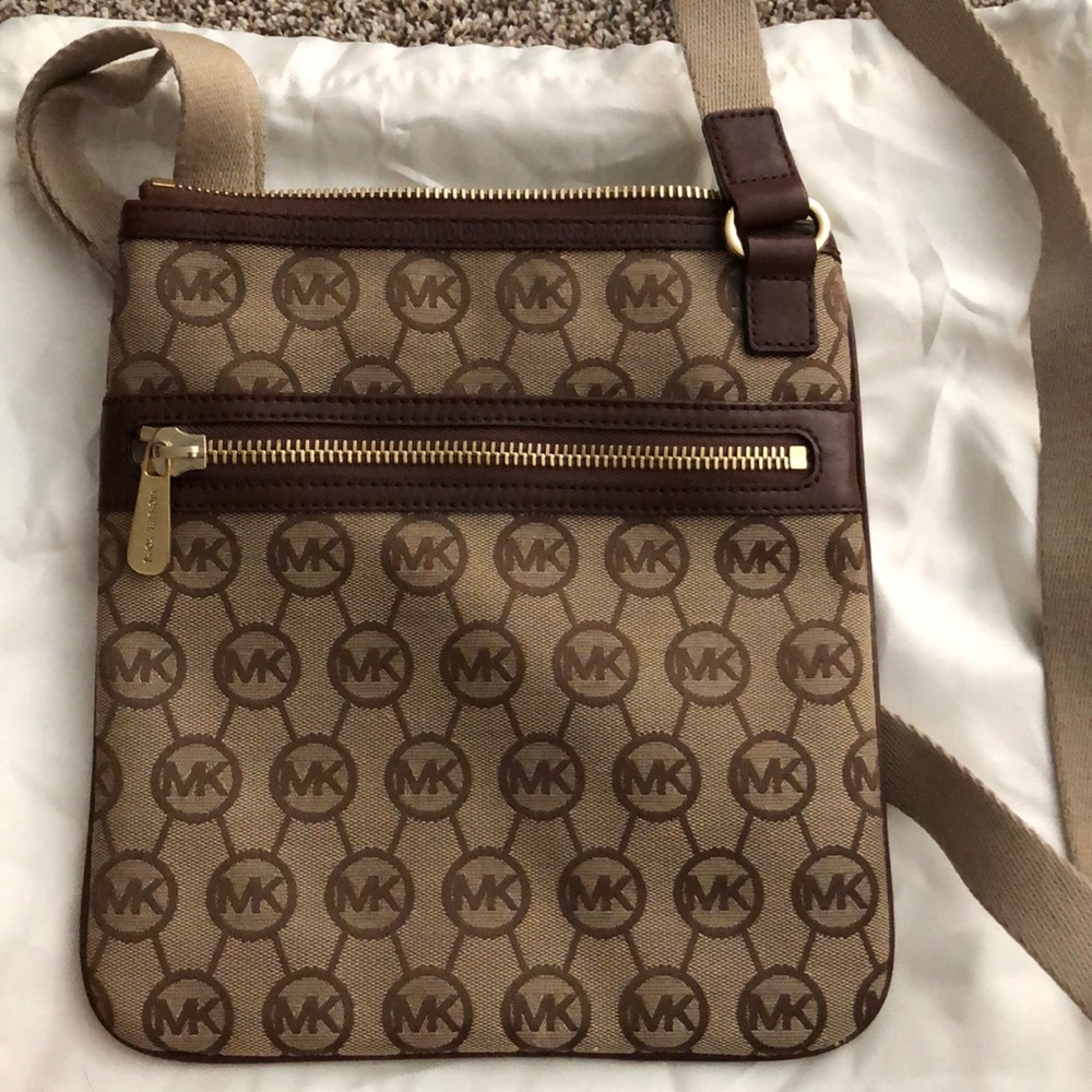 Michael Kors purse
